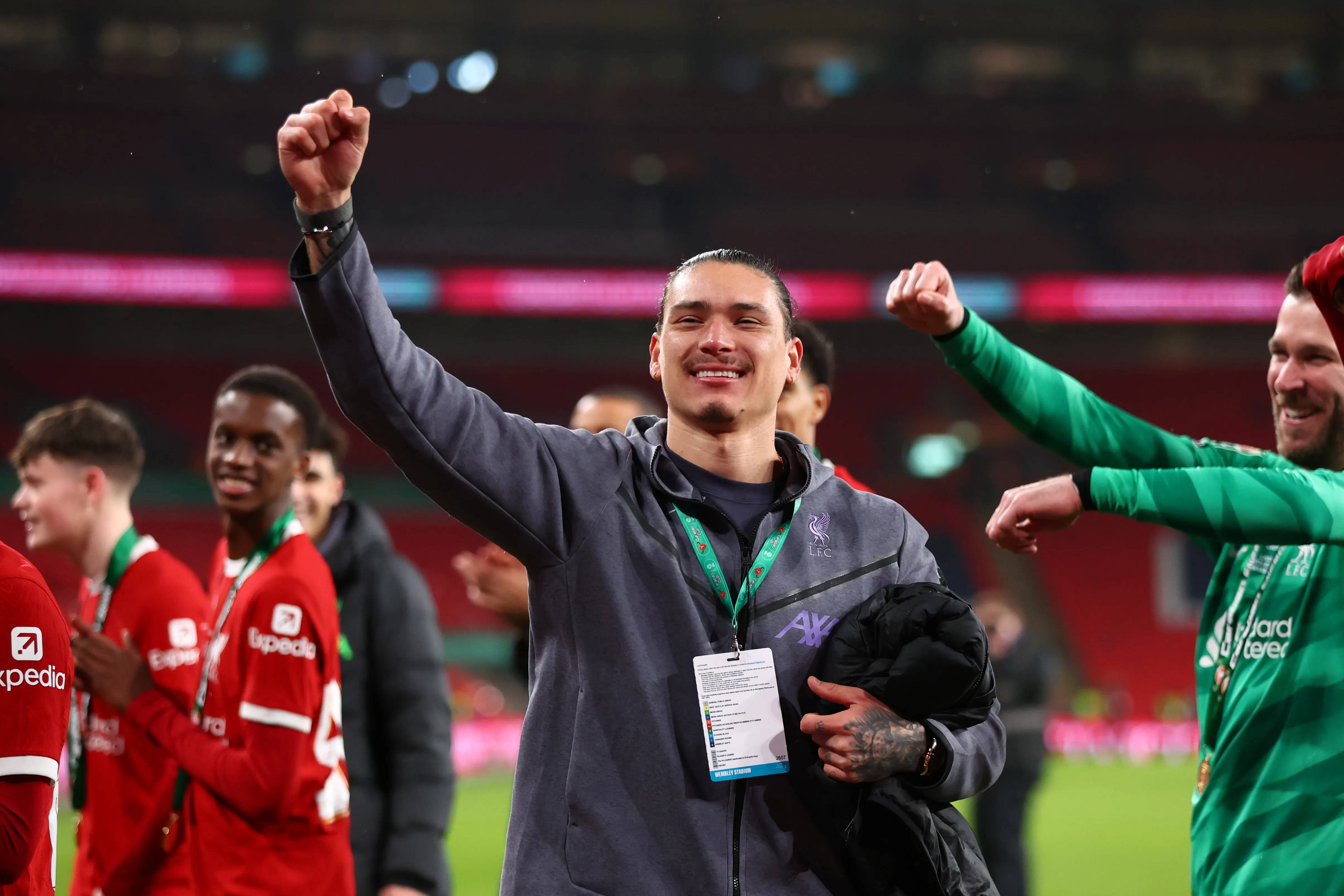 包含利物浦中场露凶芒:助攻锋线得分的词条 包含利物浦中场露凶芒:助攻锋线得分的词条