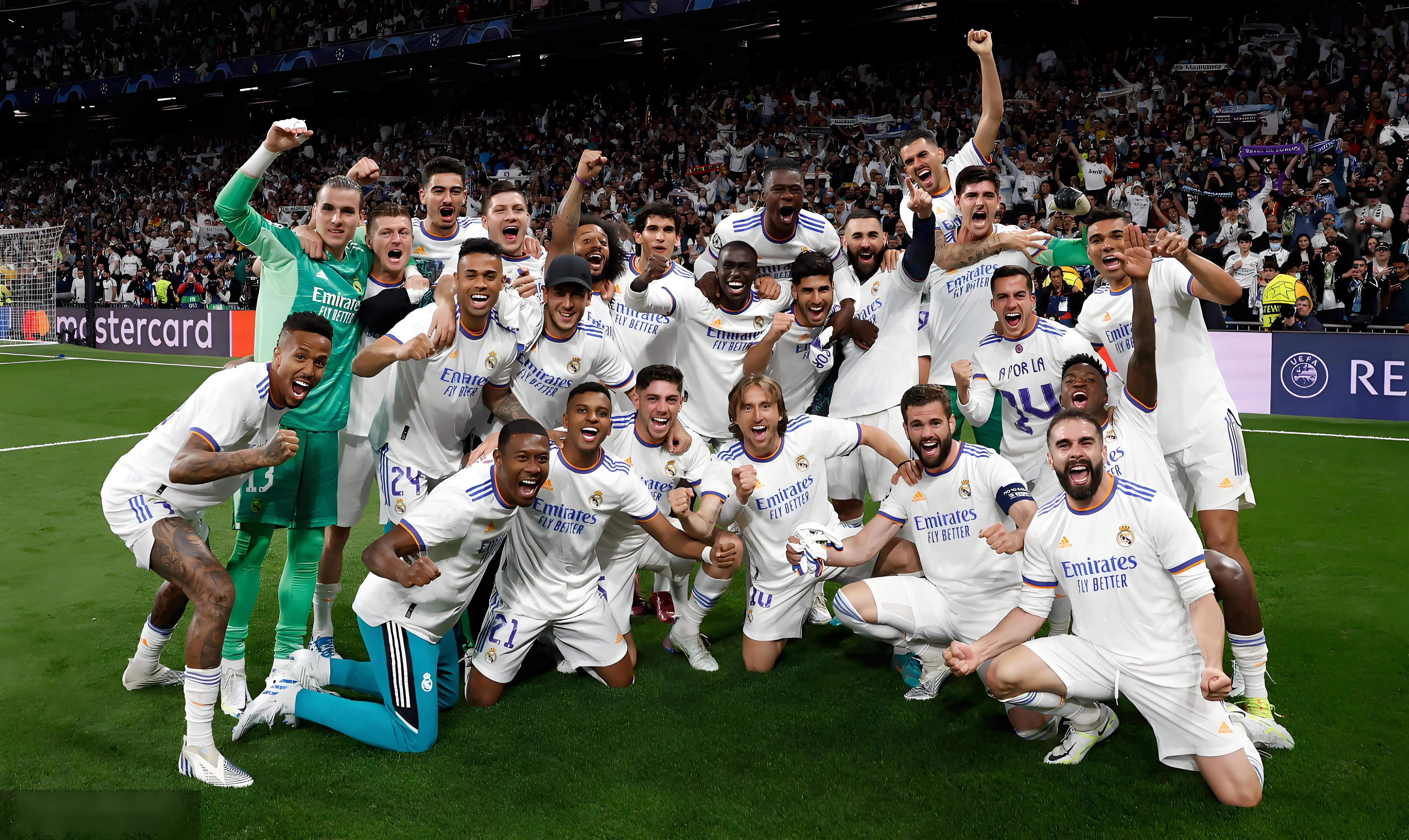 关于欧冠豪门激战,多场比赛精彩纷呈胜负难料的信息 关于欧冠豪门激战,多场比赛精彩纷呈胜负难料的信息