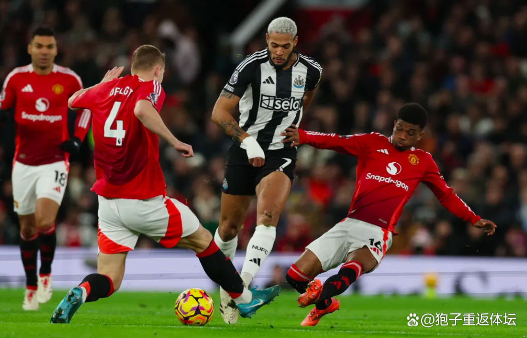 曼联遭遇尴尬失利,英超排名下滑 曼联遭遇尴尬失利,英超排名下滑