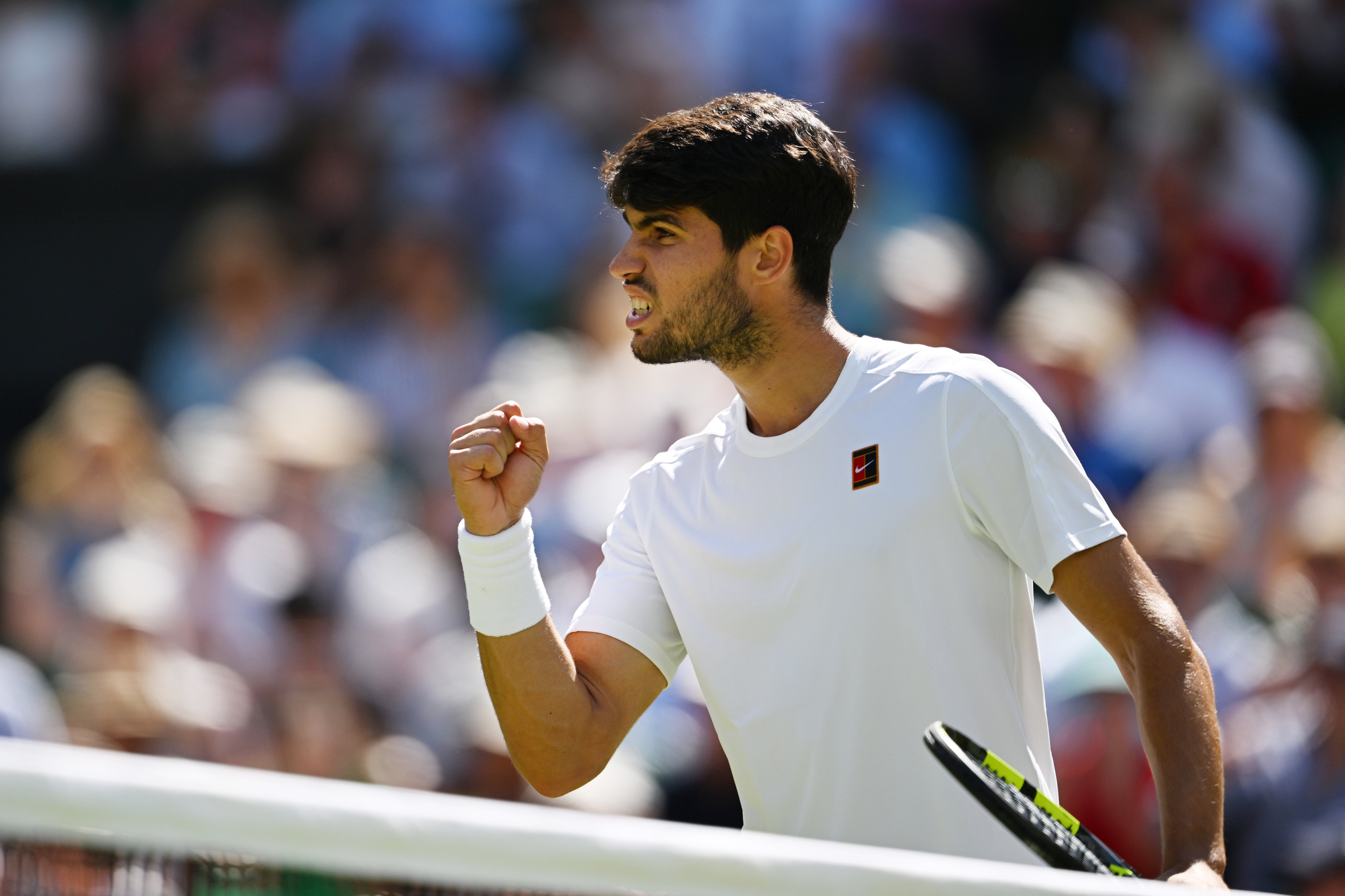 包含澳网鏖战温网，阿尔卡拉斯高光表现的词条