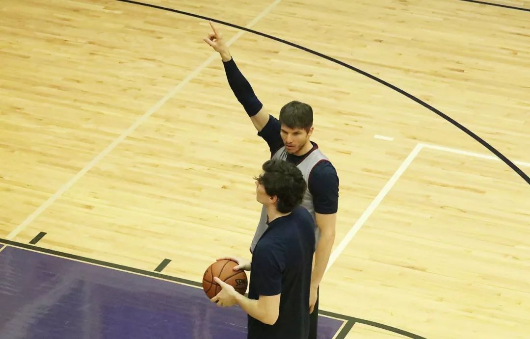 关于骑士队加强训练计划，为新赛季做好充分准备的信息